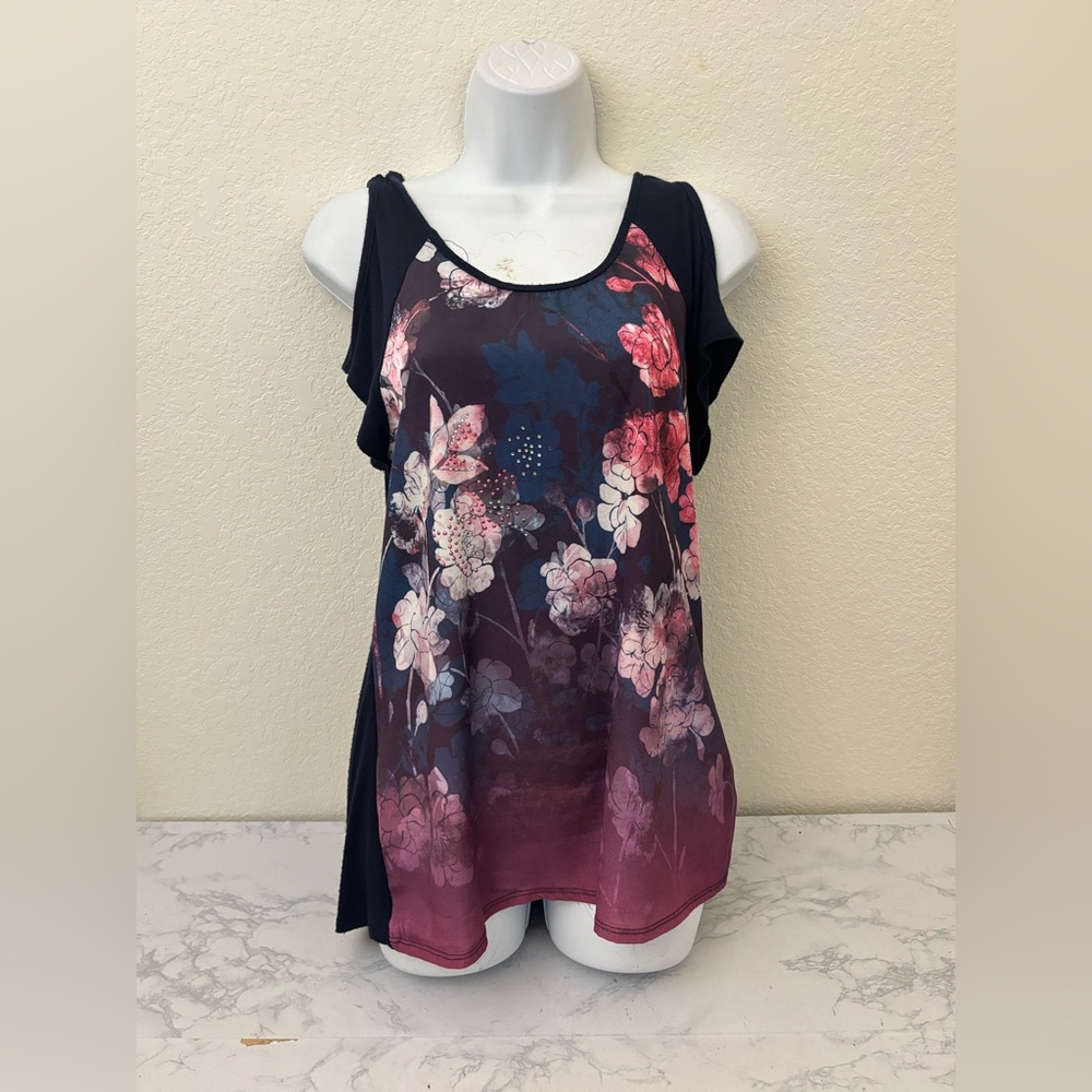 Belah & Codey Sleeveless Top Women’s S Blue Floral Pullover Shirt